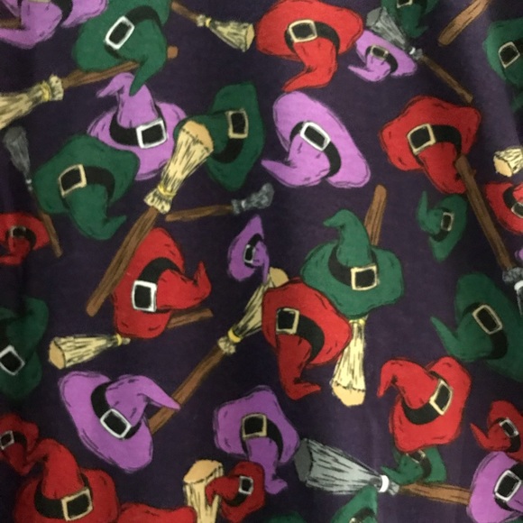 Witch hat & broomstick Randy! - Picture 3 of 3